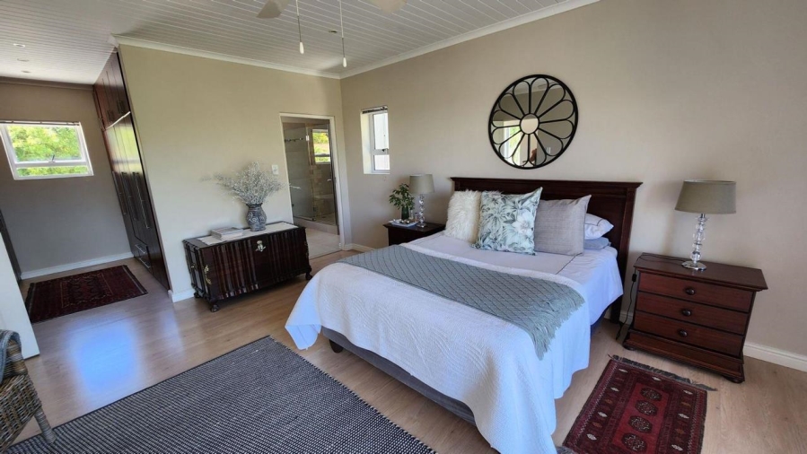 5 Bedroom Property for Sale in Panorama Western Cape